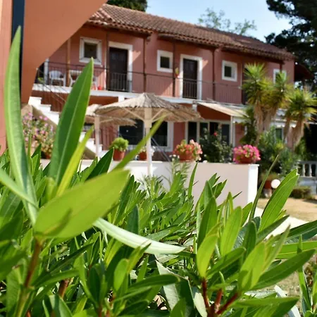 Βίλα Vassilis Studio's Περιβόλι