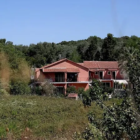 Vassilis Studio's * Περιβόλι